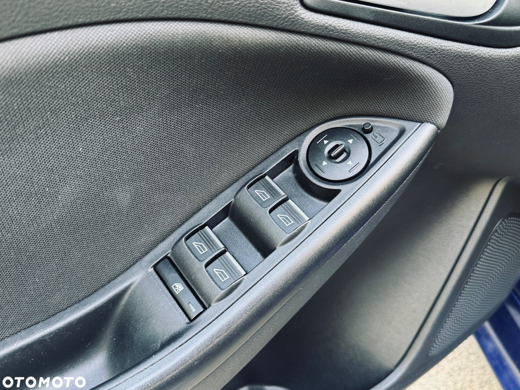 Ford Focus 1.5 EcoBlue Start-Stopp-System COOL&CONNECT DESIGN - 25