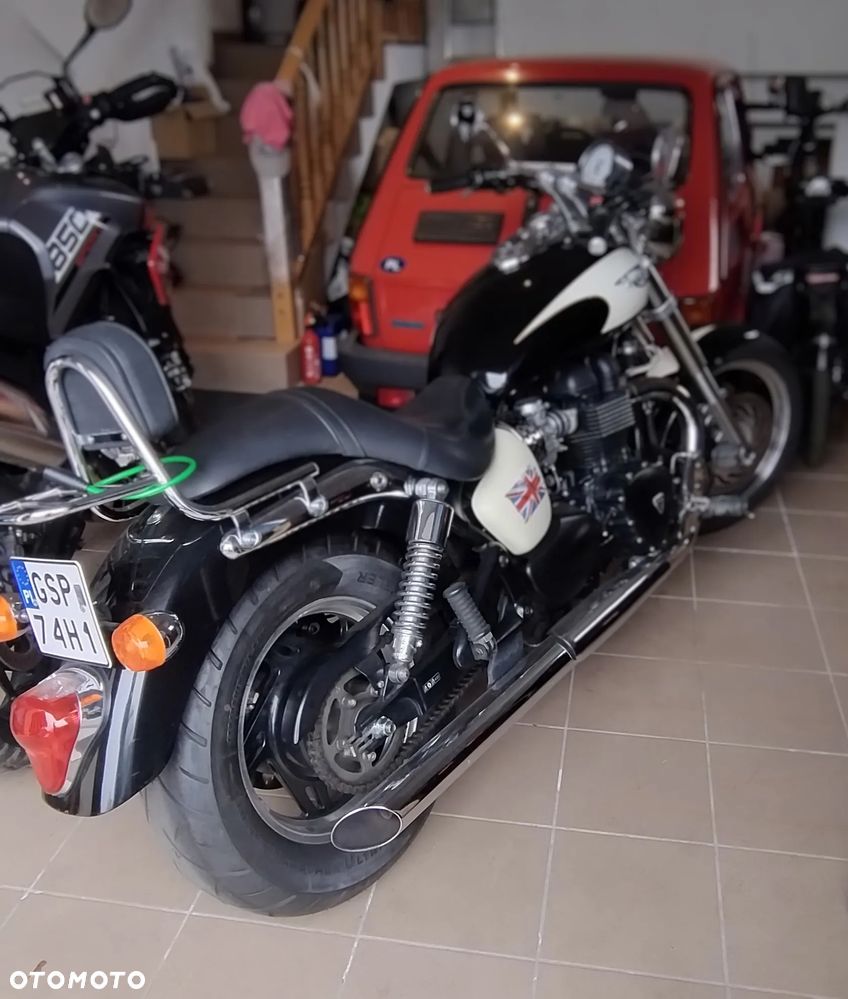 Triumph Speedmaster - 3