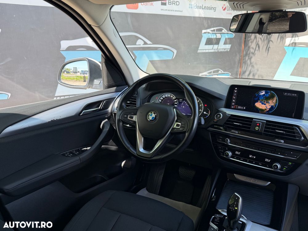 BMW X3 xDrive20i Aut. Advantage - 8