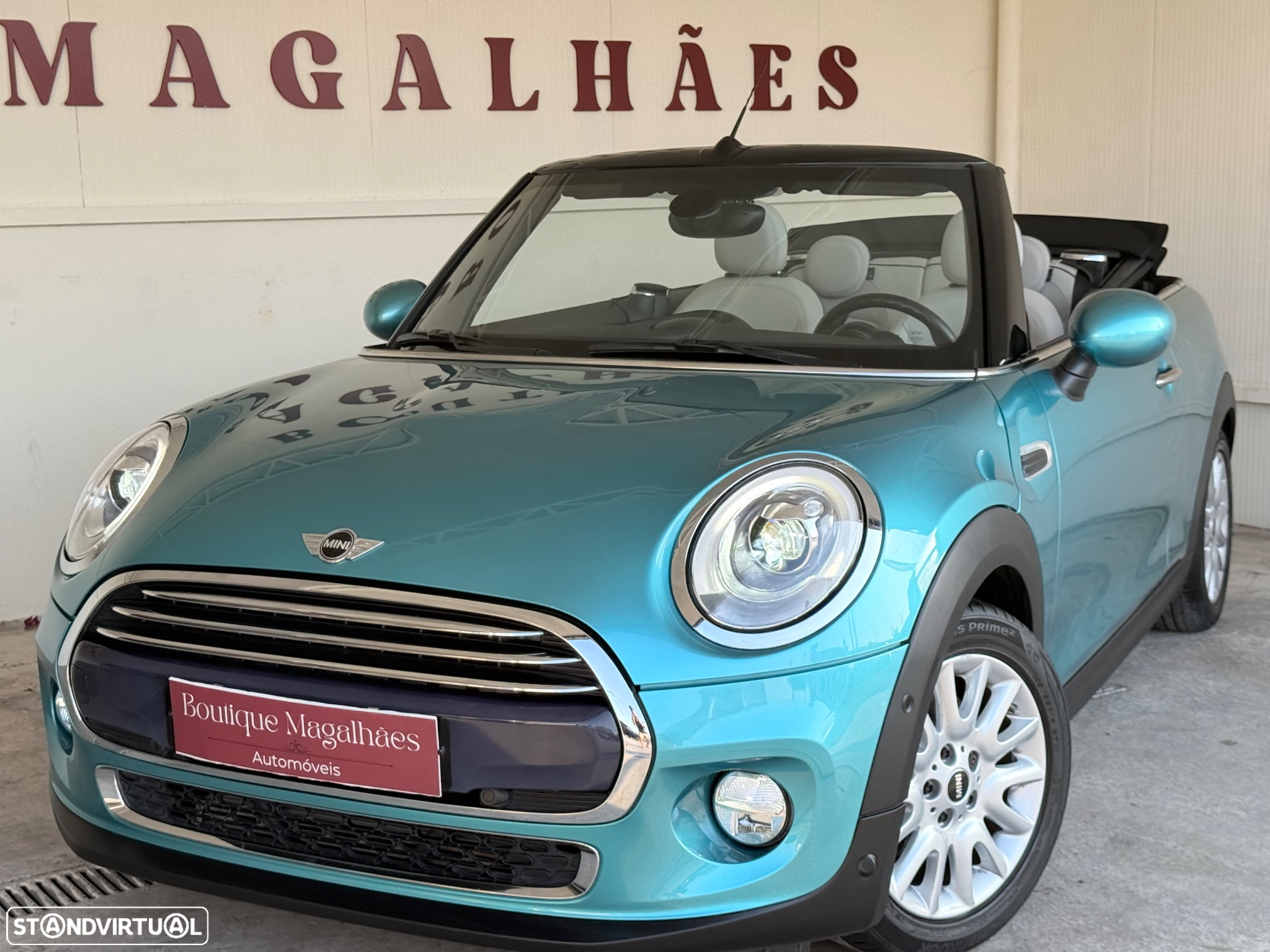 MINI Cabrio Cooper Auto. Essential - 14