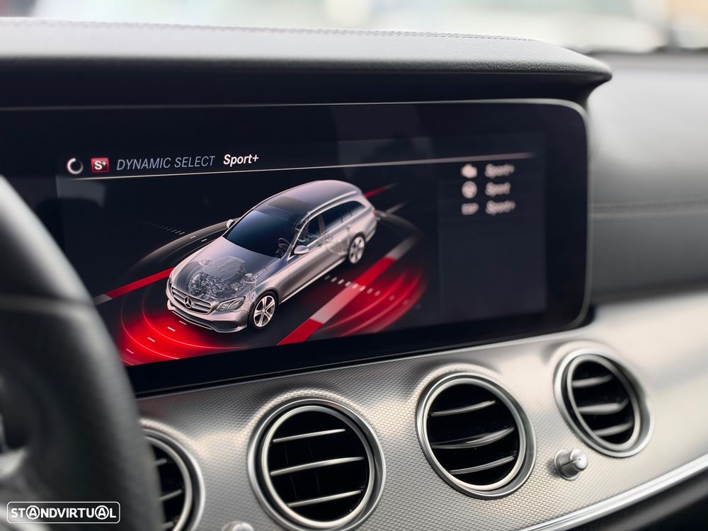 Mercedes-Benz E 220 d AMG 7L - 27