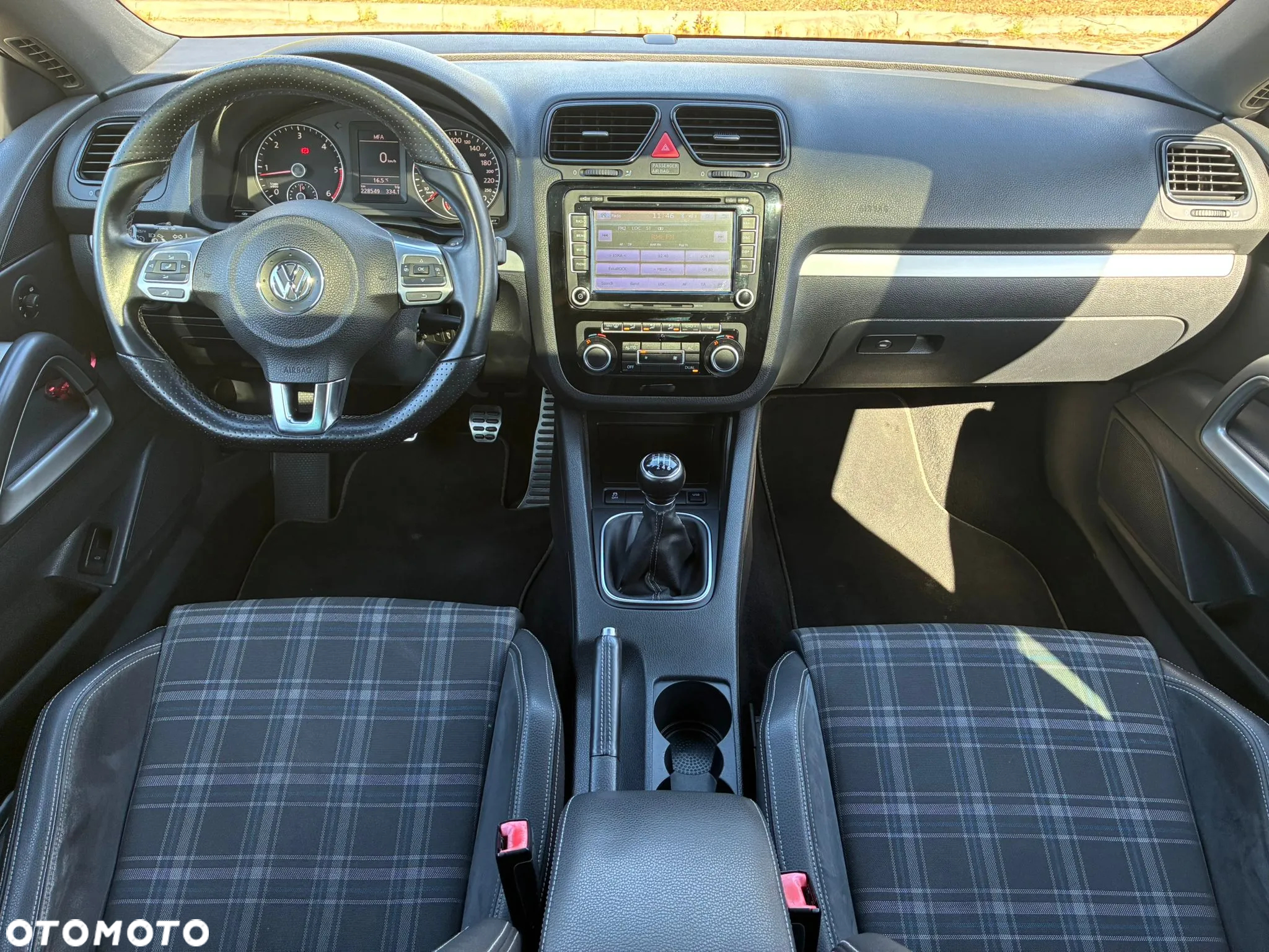 Volkswagen Scirocco 2.0 TDI - 9