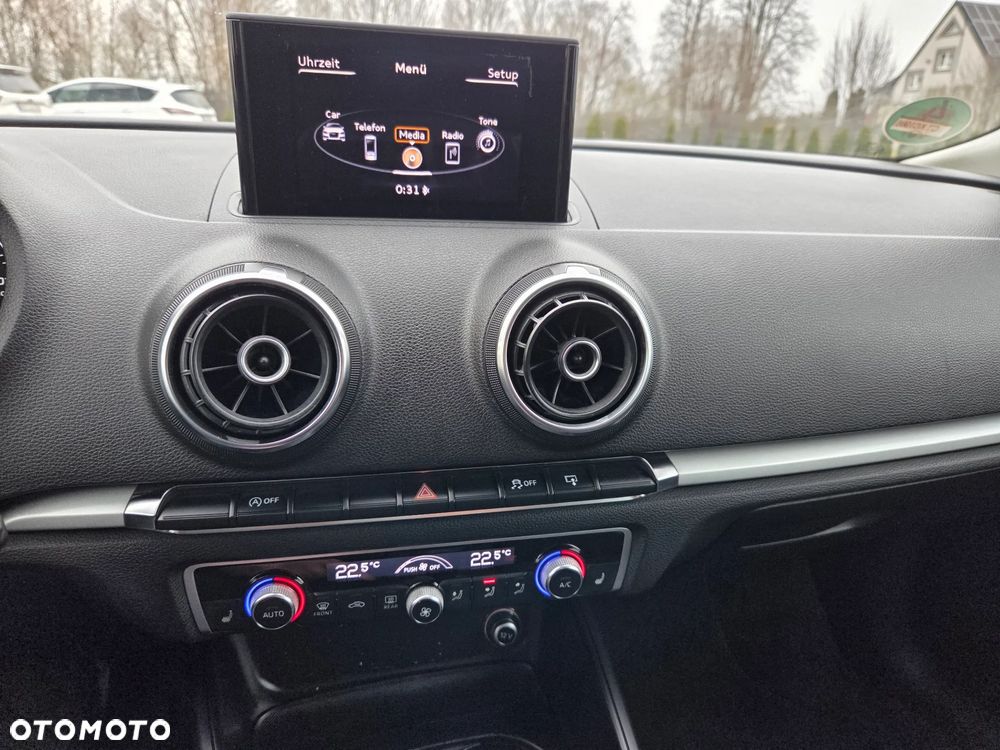 Audi A3 Sportback 1.2 TFSI Attraction - 8