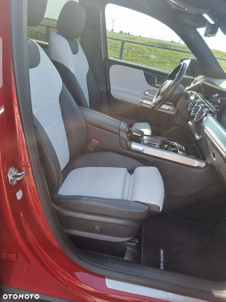Mercedes-Benz GLB 250 4-Matic AMG Line 8G-DCT - 13
