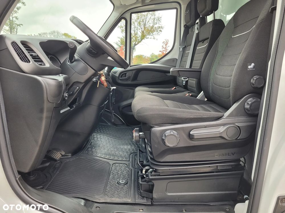 Iveco Daily - 12