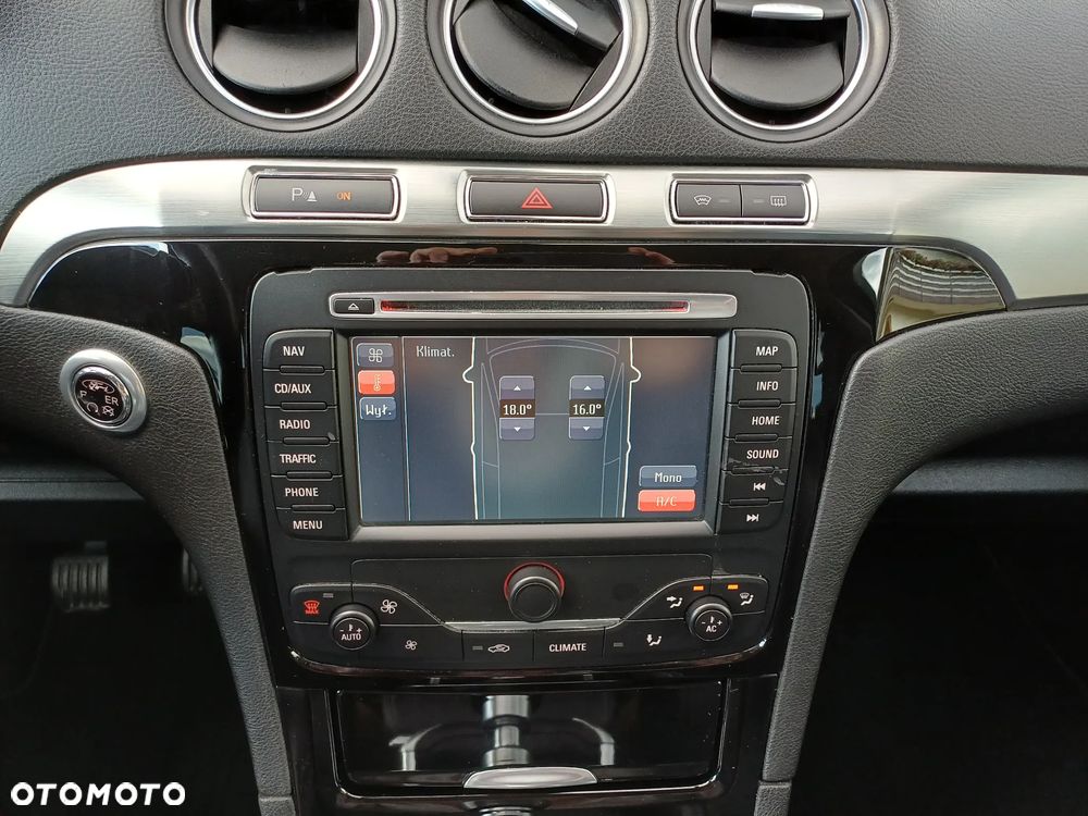 Ford Kuga 2.0 TDCi AWD Titanium - 11