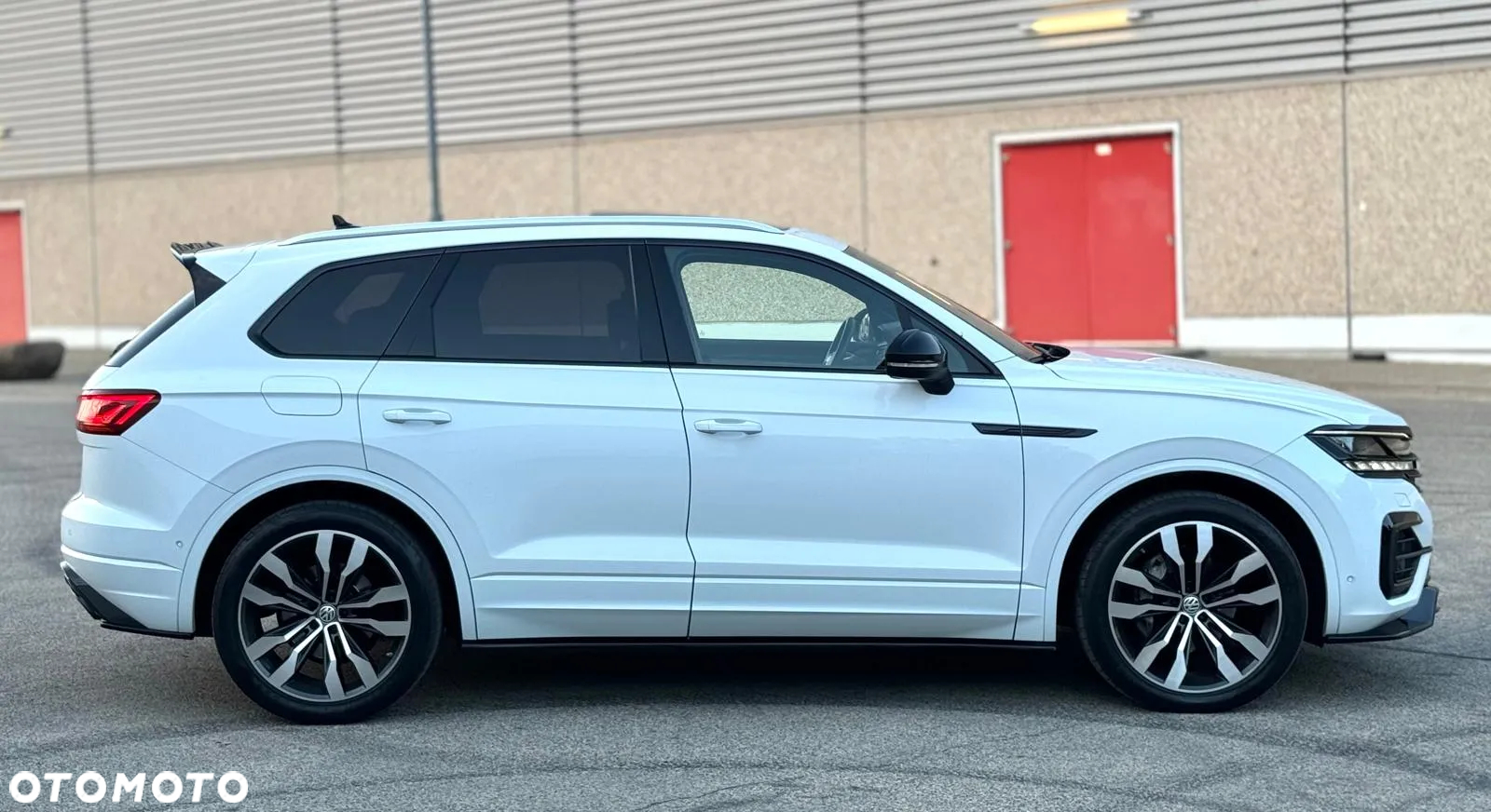 Volkswagen Touareg 3.0 V6 TDI SCR 4Mot R-Line - 28