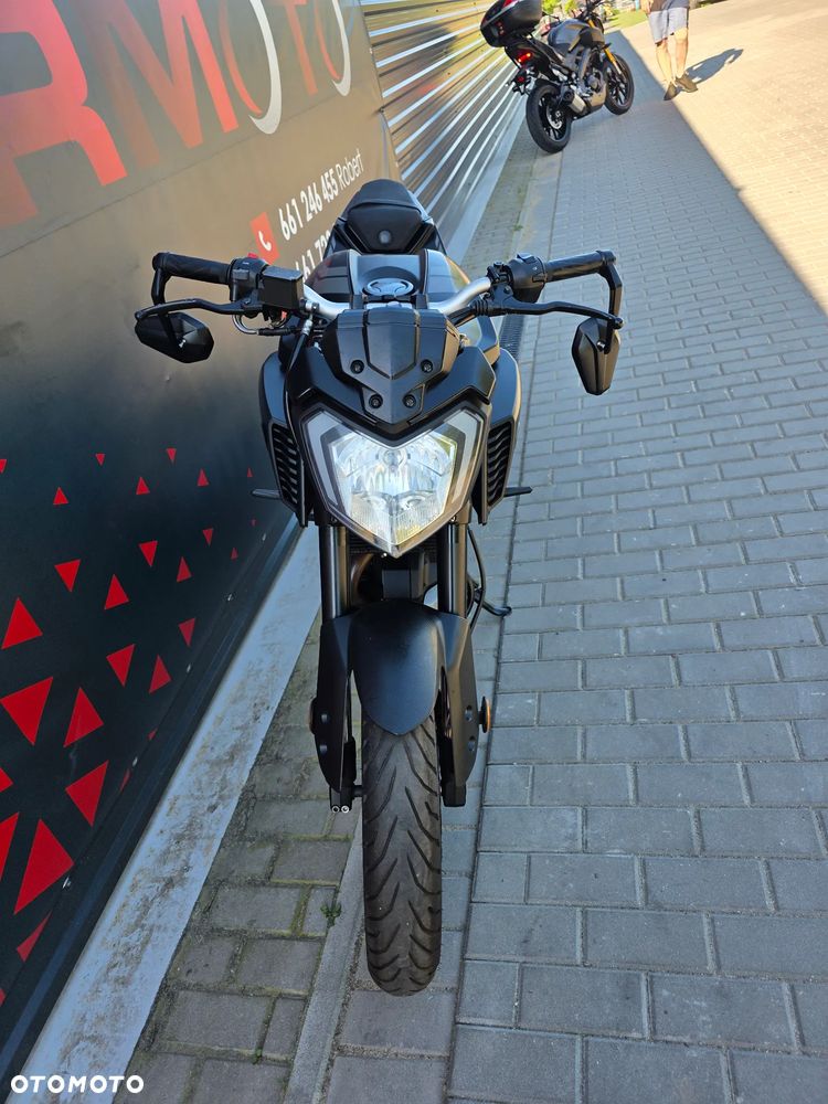 Yamaha MT - 15