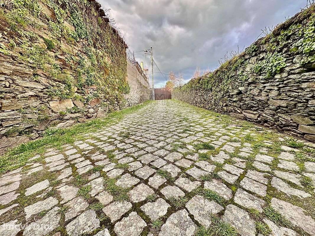 Terreno  para venda - Grande imagem: 2/5