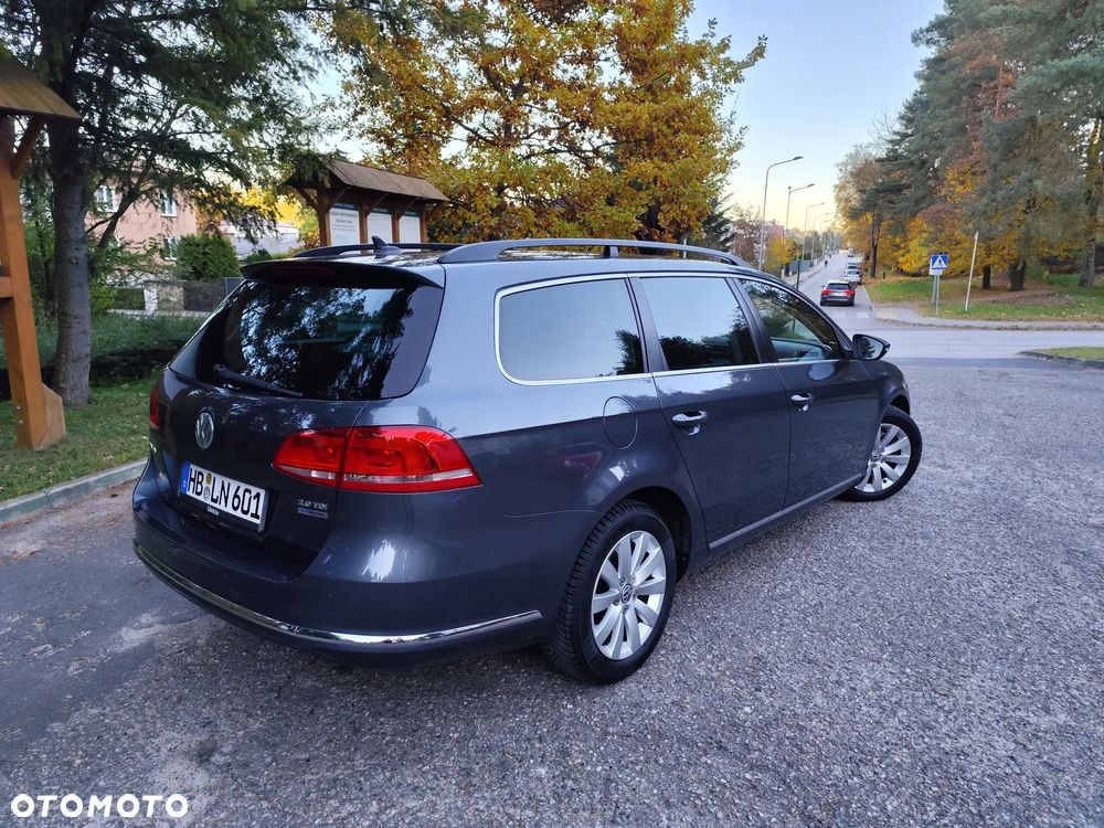 Volkswagen Passat 2.0 TDI Comfortline - 4