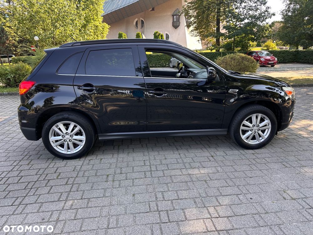 Mitsubishi ASX 1.8 DI-D 2WD Instyle - 33