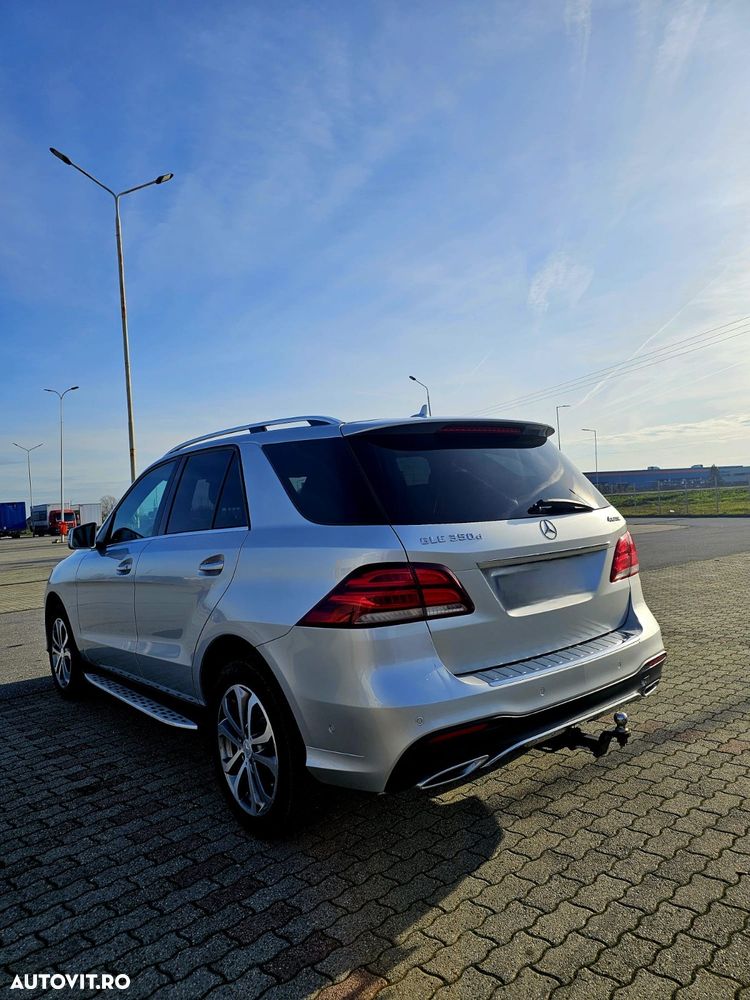 Mercedes-Benz GLE 250 d 4MATIC - 6