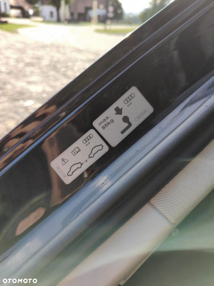 Audi A6 Avant 2.0 TDI Ultra S tronic - 23