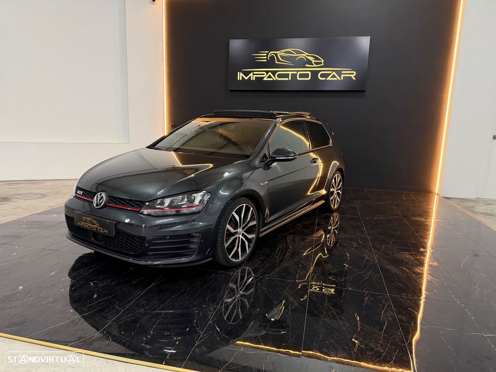 VW Golf 2.0 TSi GTi DSG - 2