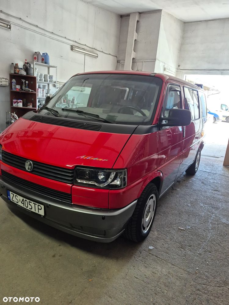 Volkswagen Multivan - 11