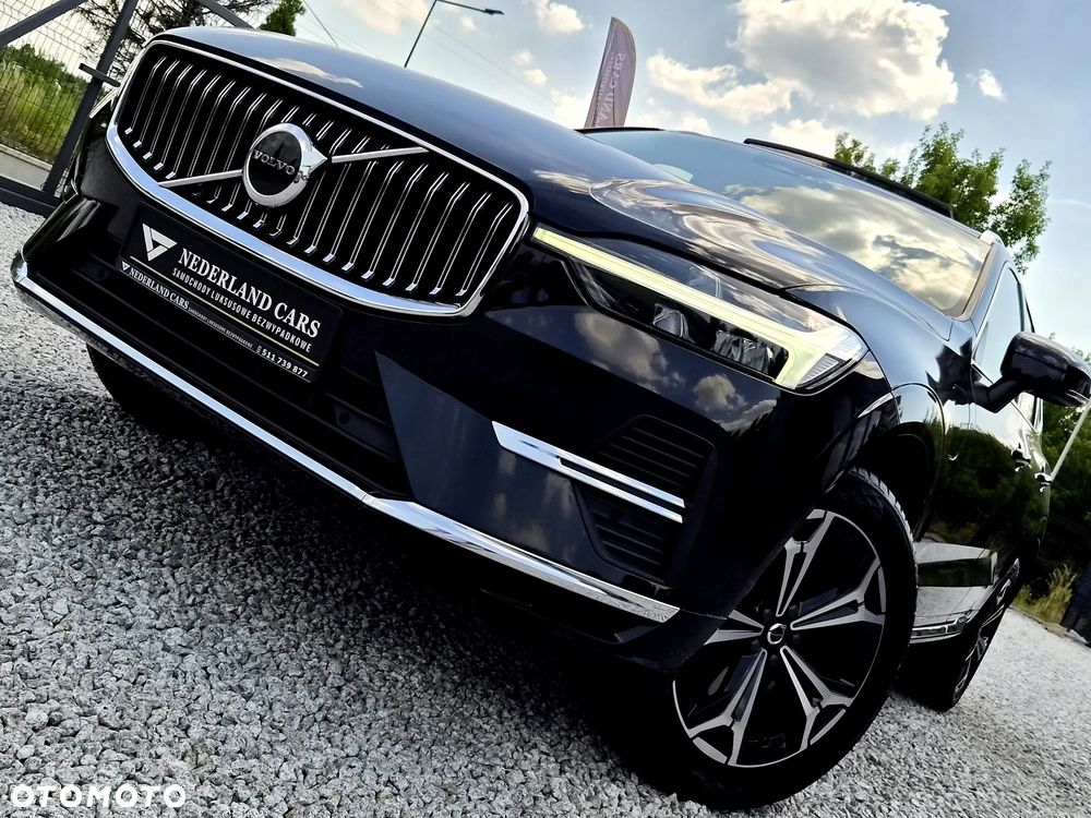 Volvo XC 60 T6 Plug-In Hybrid AWD Plus Bright - 29