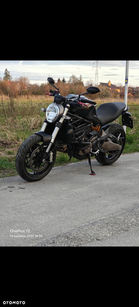 Ducati Monster - 24