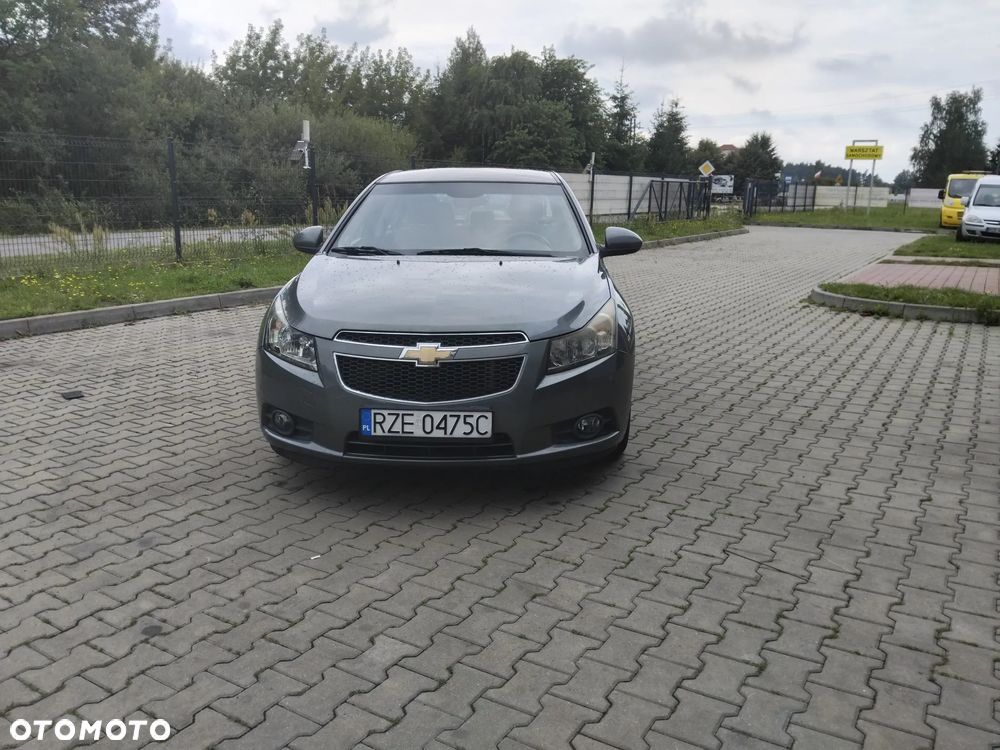 Chevrolet Cruze - 2