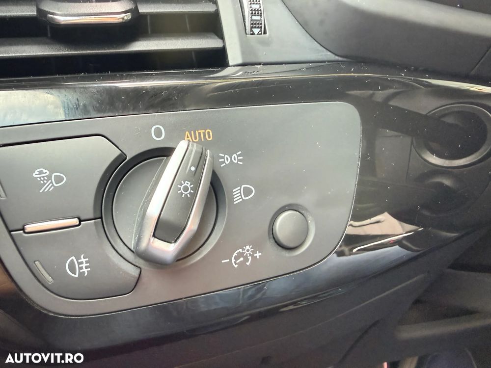 Audi A4 35 TFSI S tronic MHEV S Line - 13