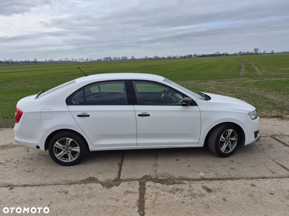 Skoda RAPID 1.2 TSI Active - 4