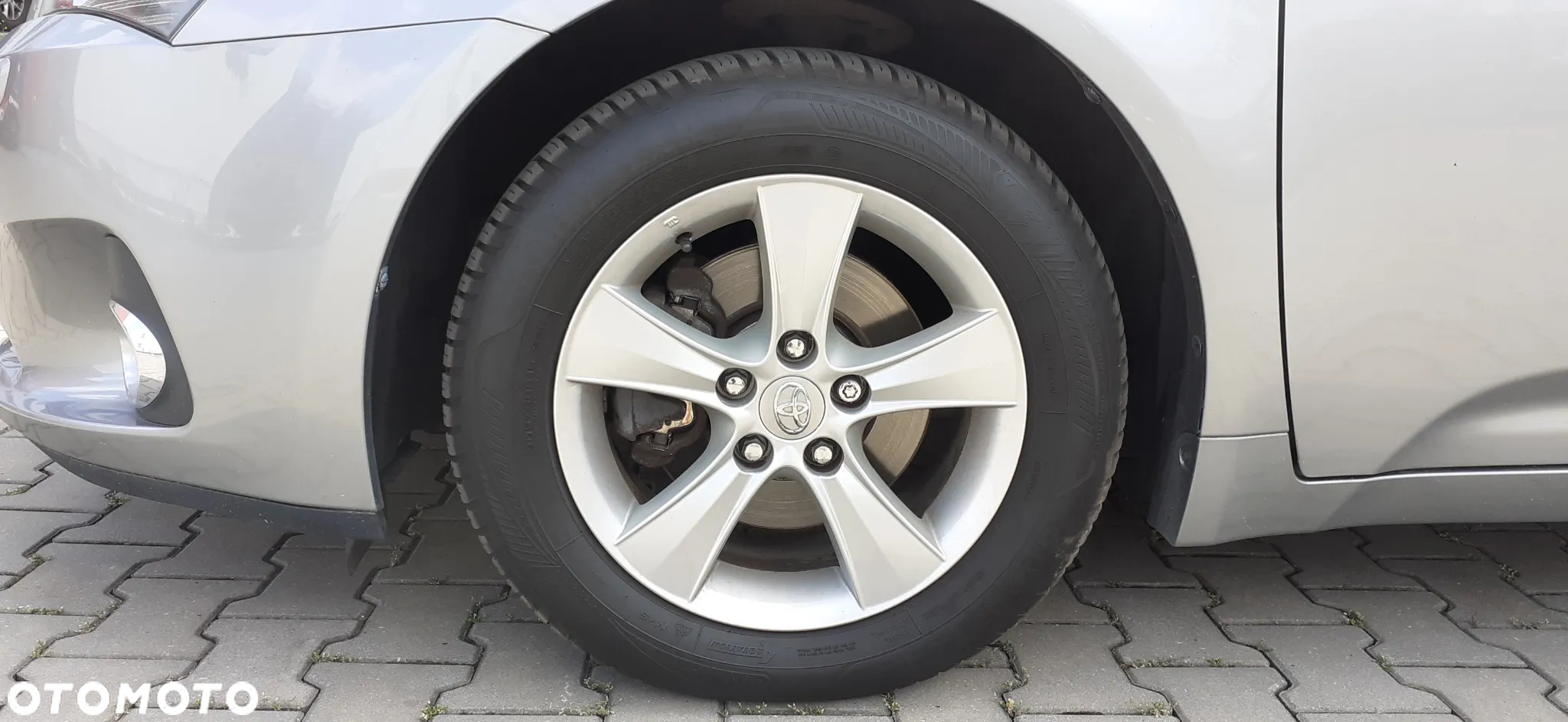 Toyota Avensis 1.8 Sol plus - 10