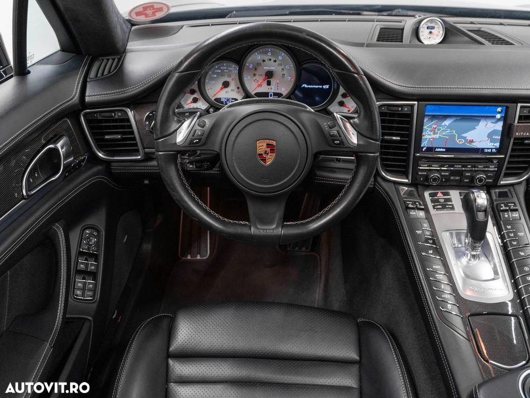 Porsche Panamera - 14