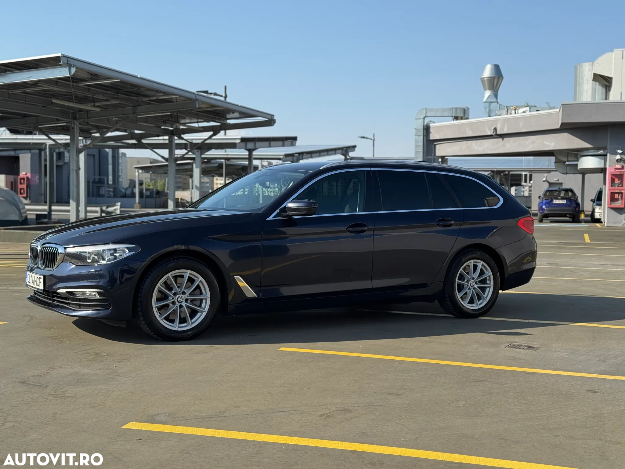 BMW Seria 5 520d xDrive AT - 3