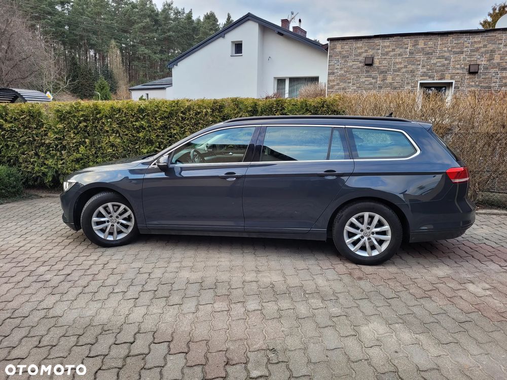 Volkswagen Passat - 21