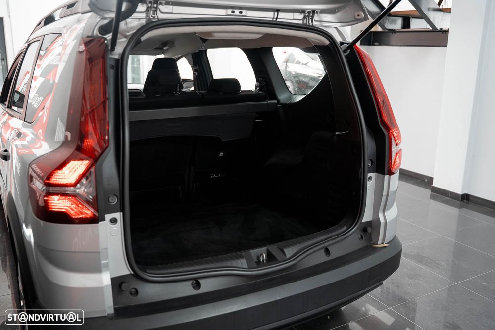 Dacia Jogger 1.0 TCe Essential - 21