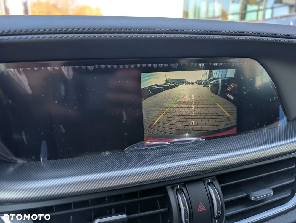 Alfa Romeo Stelvio 2.0 Turbo Veloce Q4 - 16