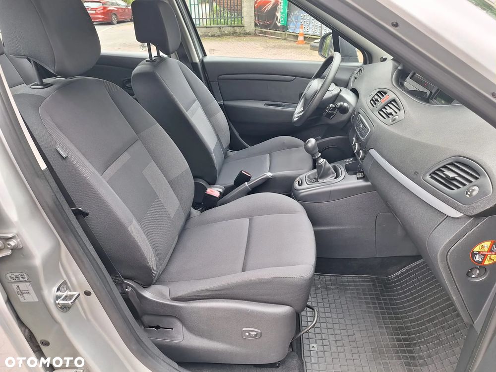 Renault Scenic 1.6 16V 110 TomTom Edition - 17