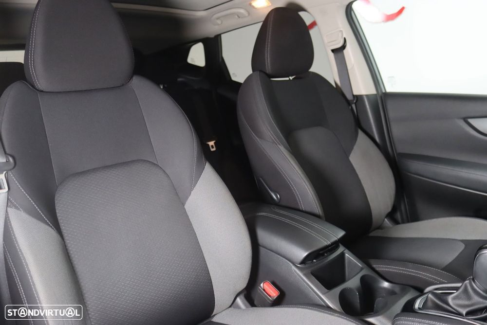 Nissan Qashqai 1.3 DIG-T DCT N-TEC - 6