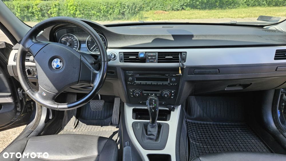 BMW Seria 3 - 12