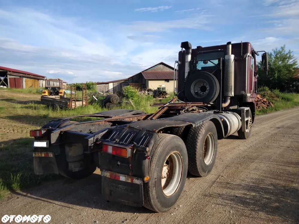Freightliner Argosy - 5