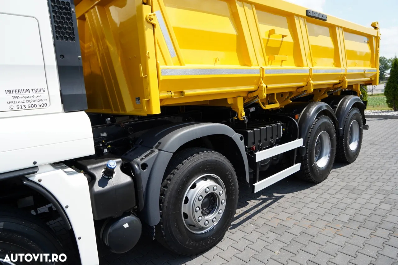 MAN TGS 41.460 / 8x8 / BASCULĂ / 2 PĂRȚI / BORDMATIC / HYDROBTA / MEILLER KIPER / ANVELOPE 100% / EURO 6 / 2017 / IMPORTAT - 17