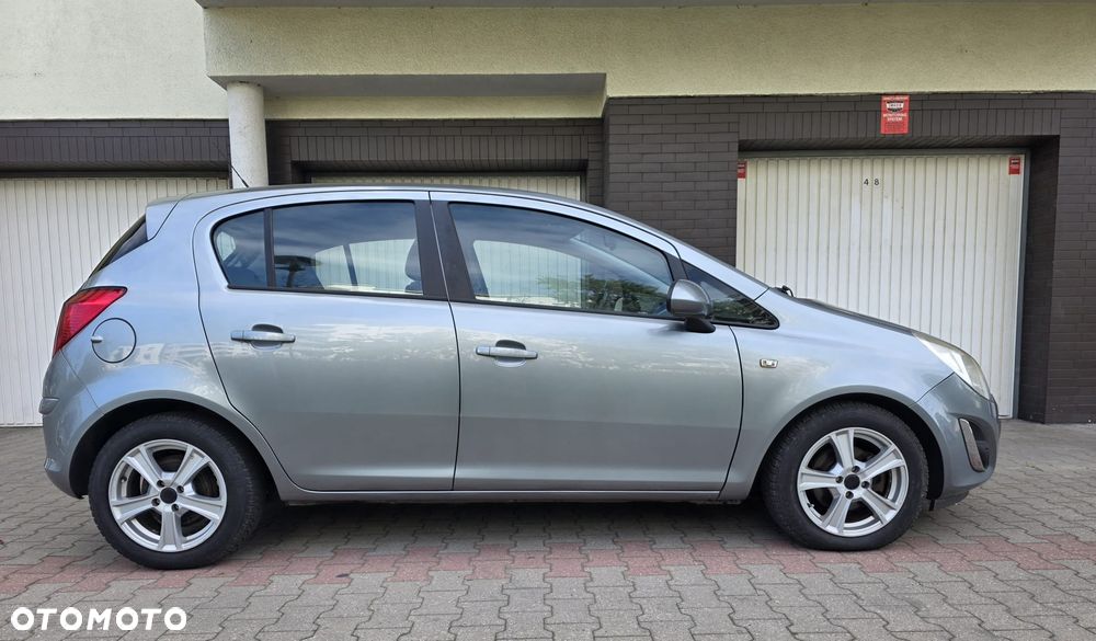 Opel Corsa - 16