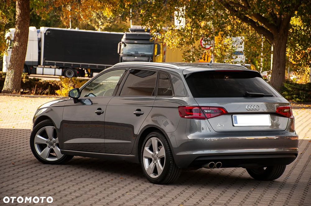 Audi A3 Sportback 2.0 TDI (clean diesel) Ambiente - 19