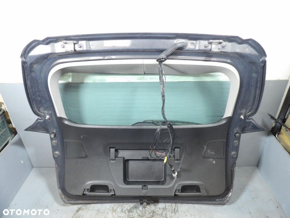 OPEL ASTRA J KOMBI TYLNA KLAPA  Z190 - 6