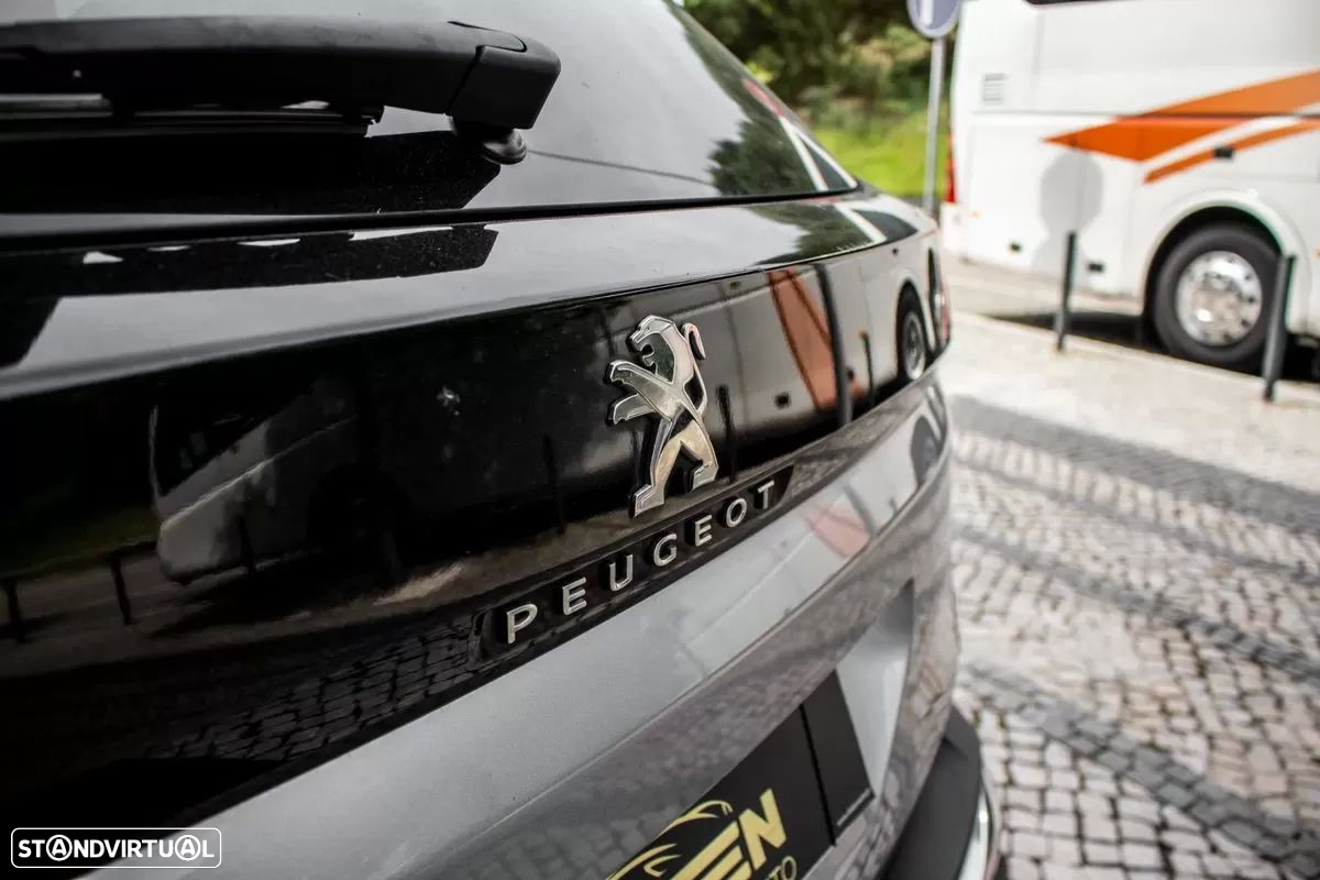 Peugeot 3008 1.2 PureTech Allure EAT8 - 12