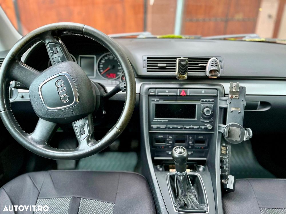 Audi A4 2.0 TDI Avant - 9