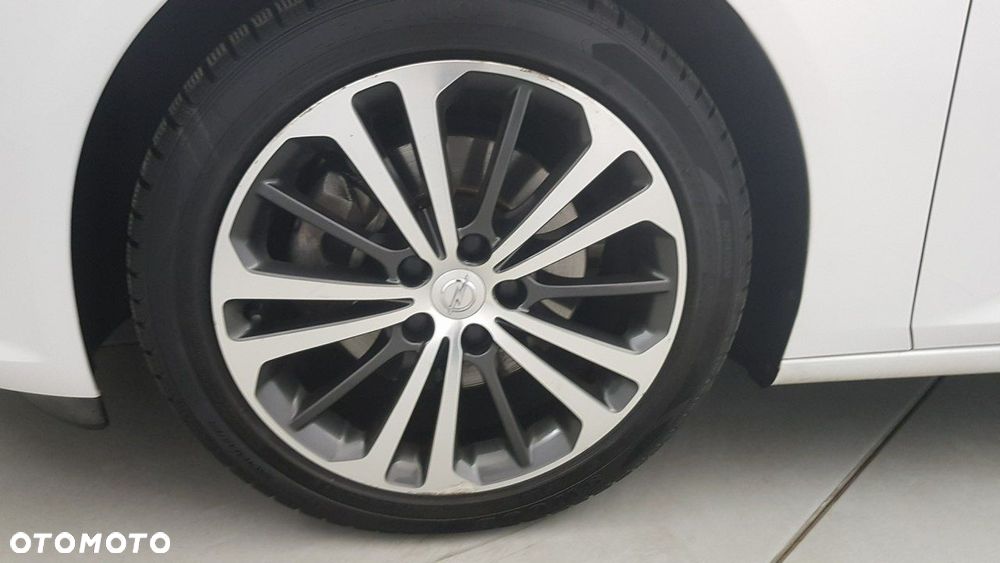 Opel Insignia - 9