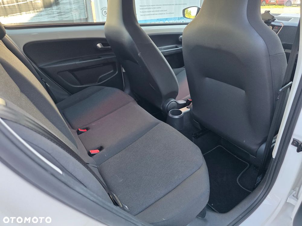 Volkswagen up! 1.0 high - 15