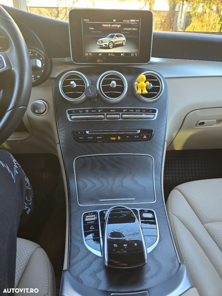 Mercedes-Benz GLC - 27