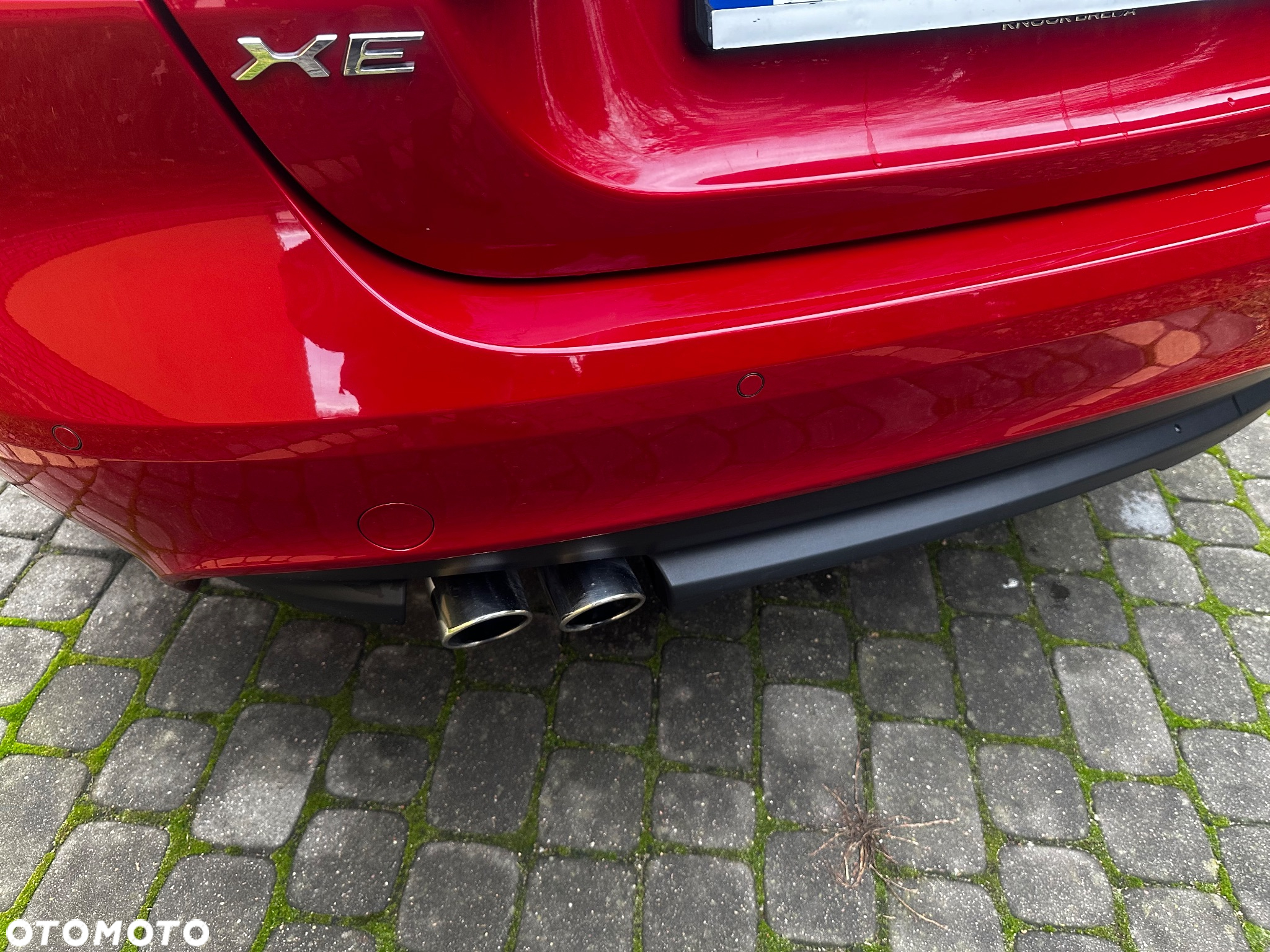 Jaguar XE 2.0 D R-Sport - 9