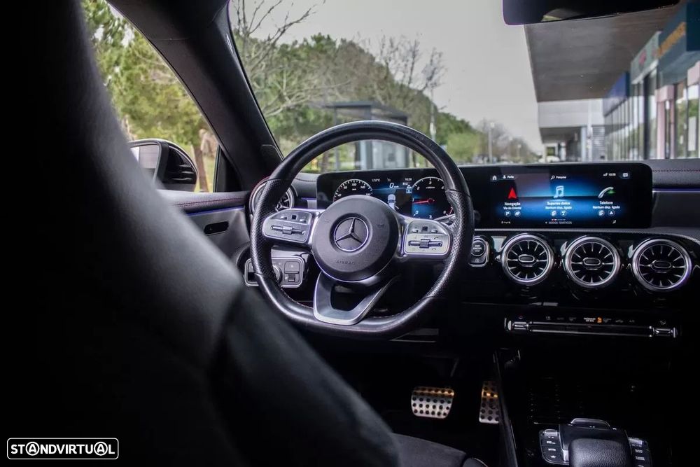 Mercedes-Benz CLA 180 d Shooting Brake AMG Line Aut. - 31