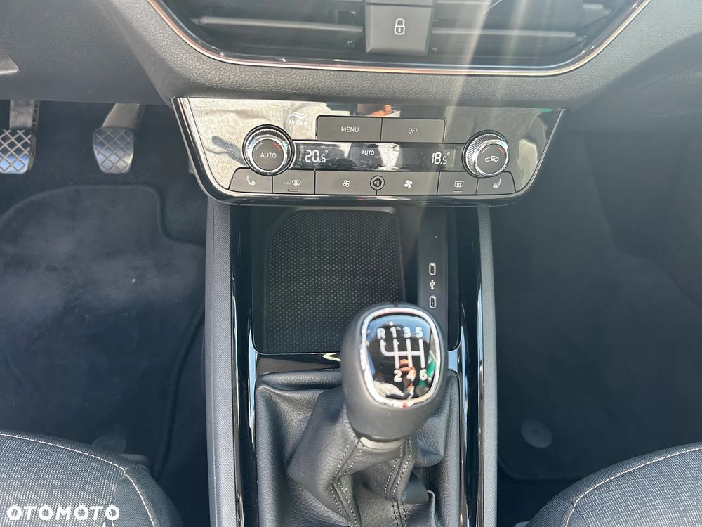 Skoda Kamiq 1.5 TSI Selection - 24