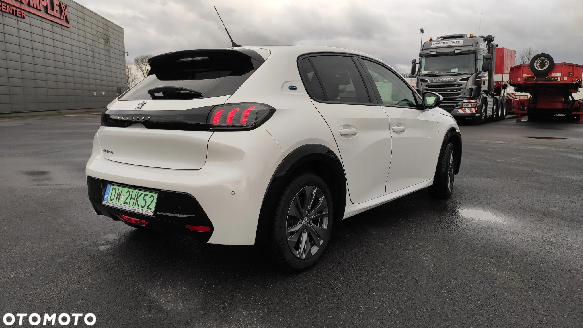 Peugeot 208 e-208 GT Line - 3
