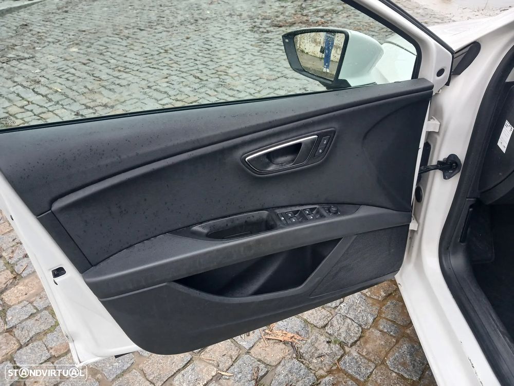 SEAT Leon 1.6 TDI Style Ecomotive - 9