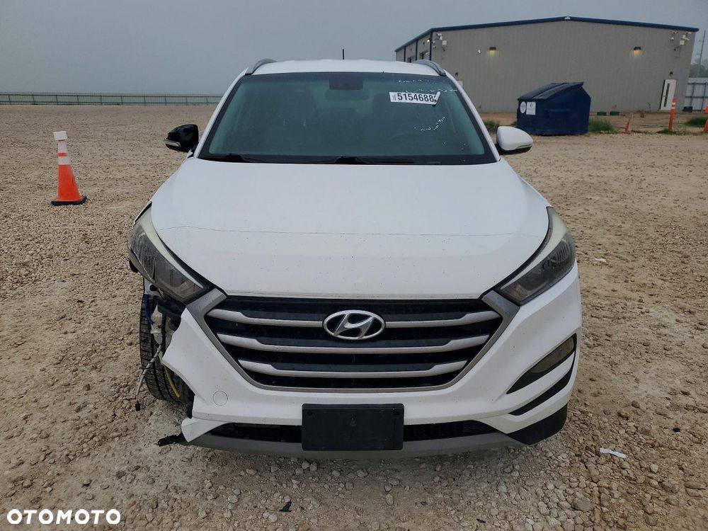 Hyundai Tucson - 5