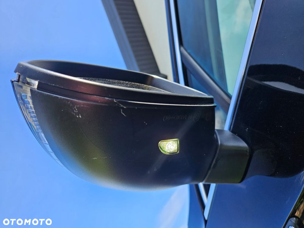 Volkswagen Passat 2.0 TDI BMT Comfortline DSG - 11